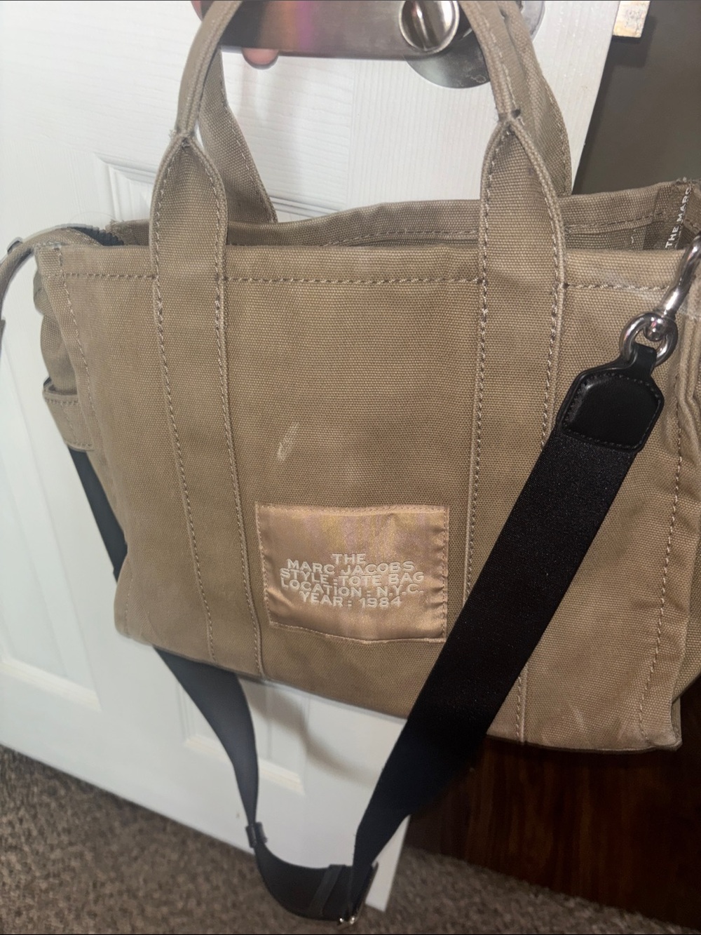 Marc Jacobs Tote Bag - Brown Canvas with White Logo - Picture 4 of 4